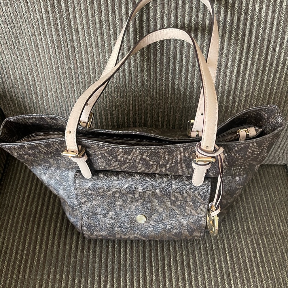 Micheal Kors shoulder purse on hold till later
